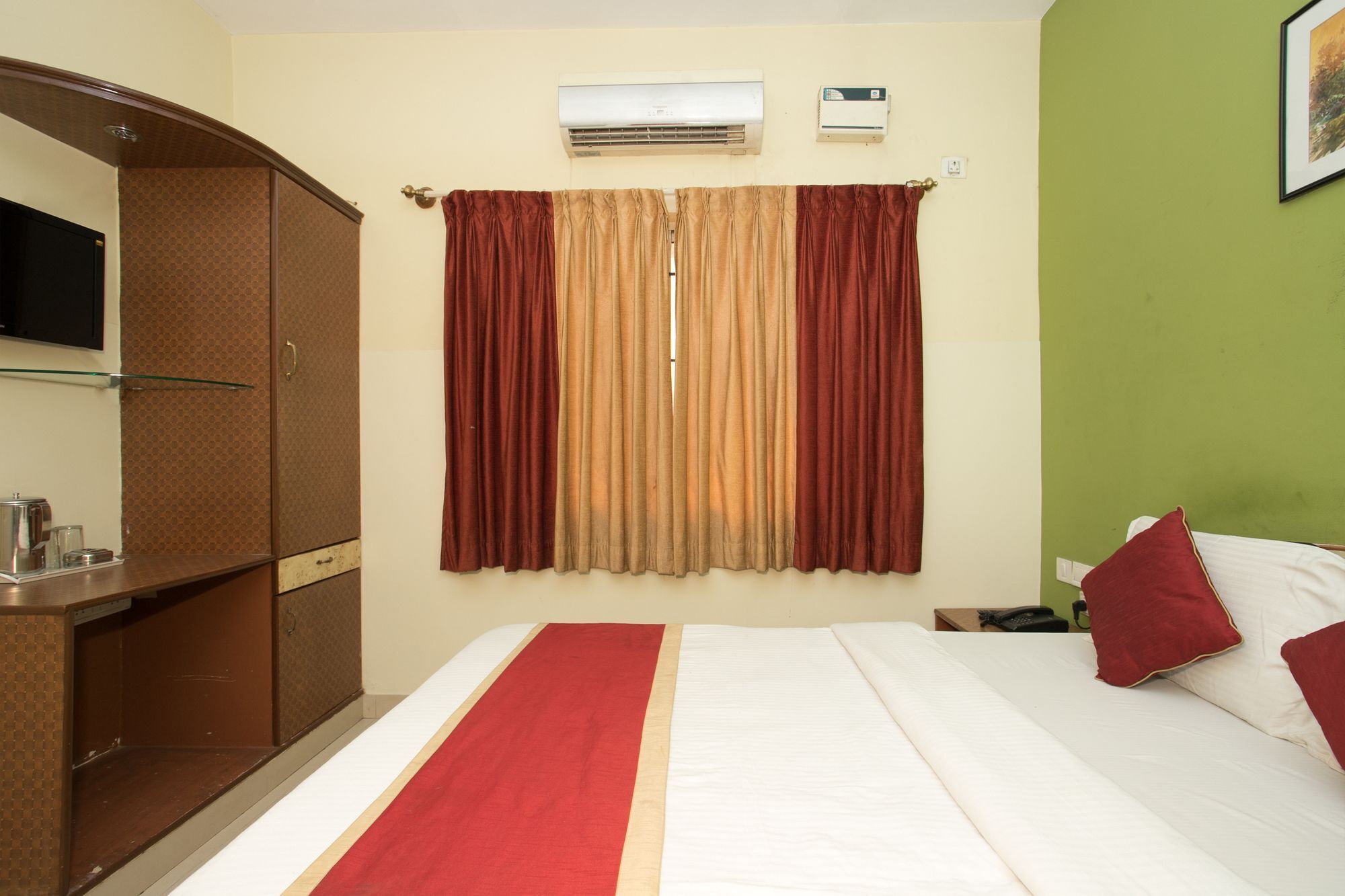 Oyo 10478 Raj Residency Hotel Bangalore Exterior photo